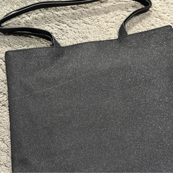 New Hello Kitty x Shu Uemura tote bag black sparkly - Picture 3 of 4